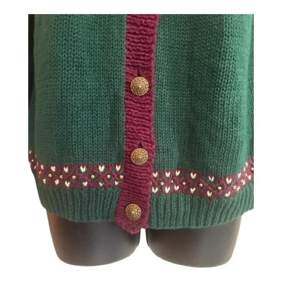 Vintage Floral Embroidered Christmas Sweater Size S - Picture 2 of 16